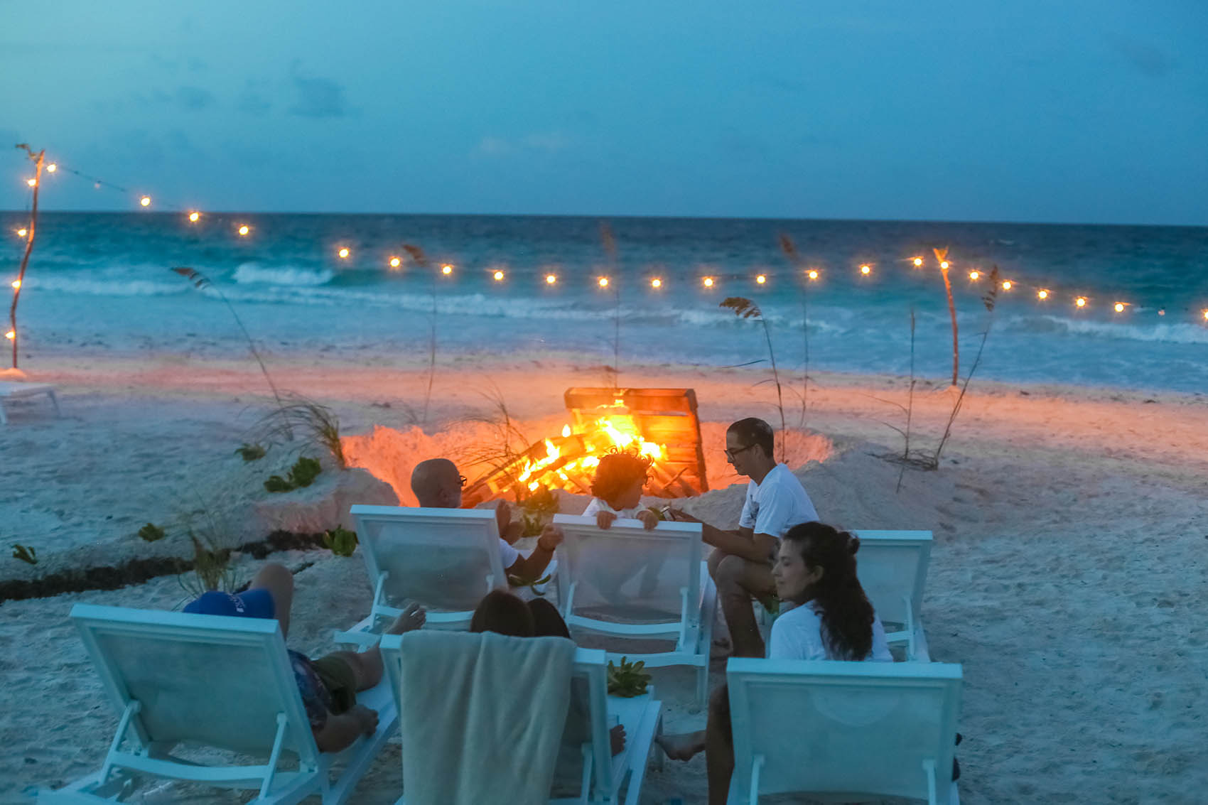 Family Bonfire in Harbour Island